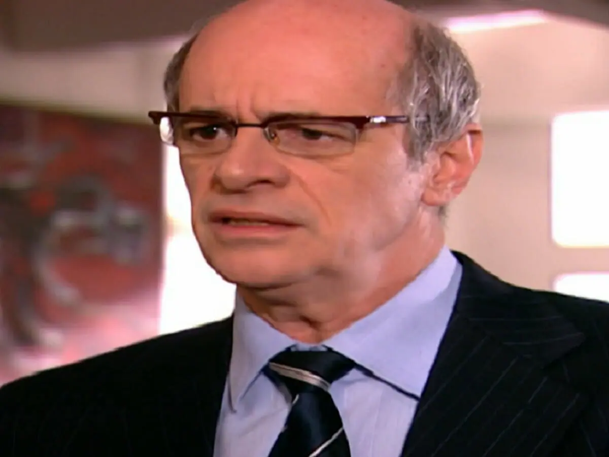 Alex (Marcos Caruso) em Páginas da Vida