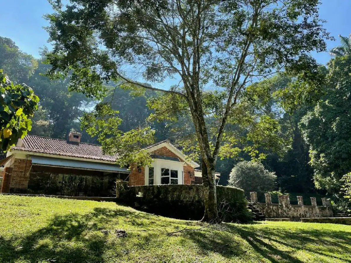 Casa da família de Ciro (Cláudio Marzo) em Pão-pão, Beijo-beijo, nos dias atuais