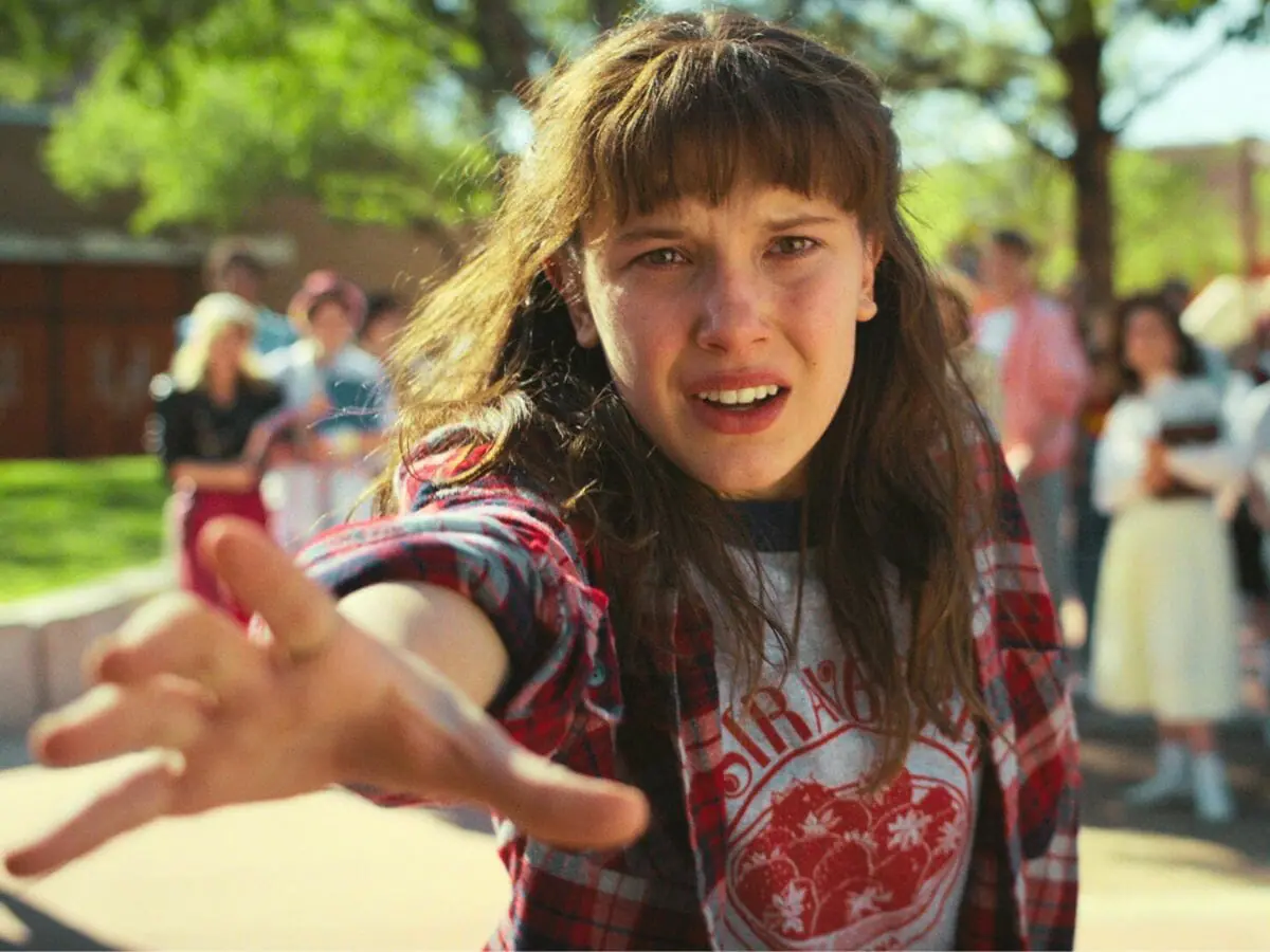 Millie Bobby Brown em cena da 4ª temporada de Stranger Things