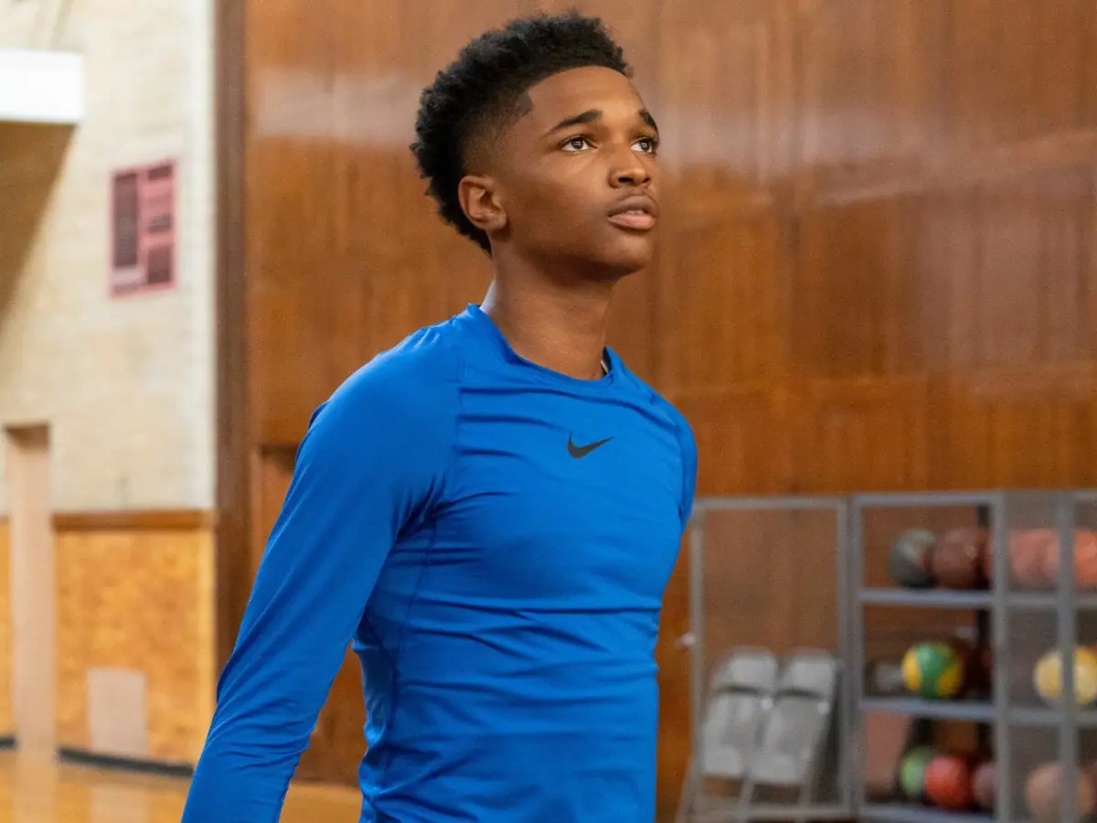 O ator Isaiah Hill na primeira temporada de Swagger
