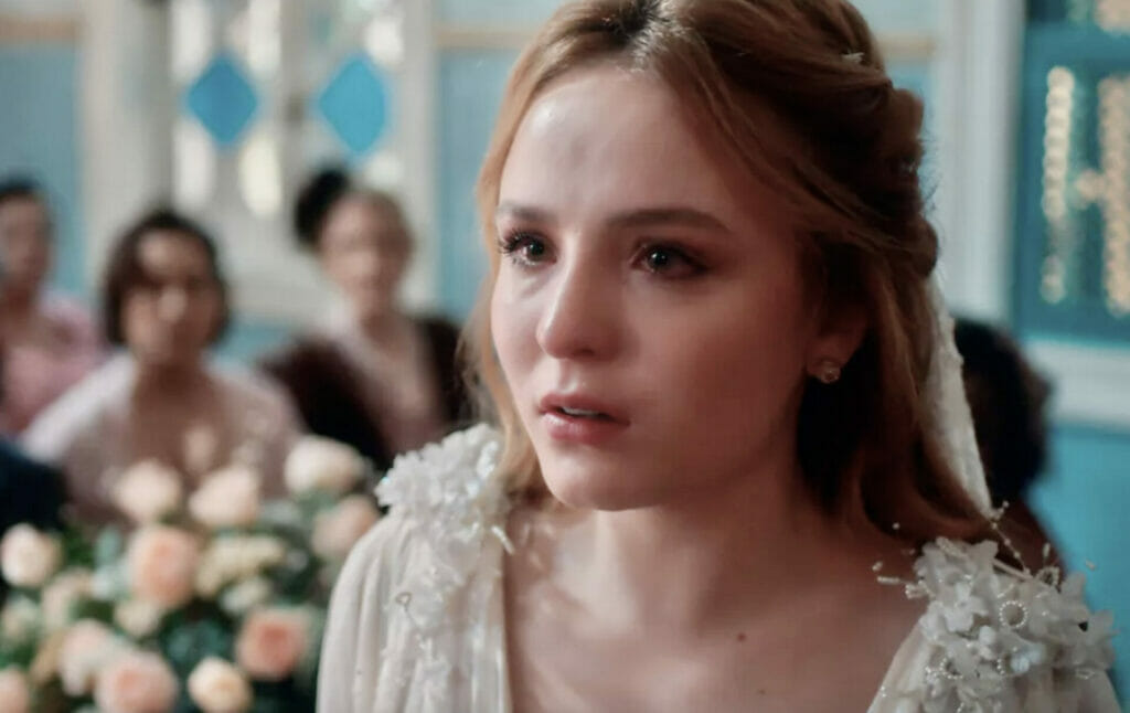 Isadora (Larissa Manoela) em Além da Ilusão