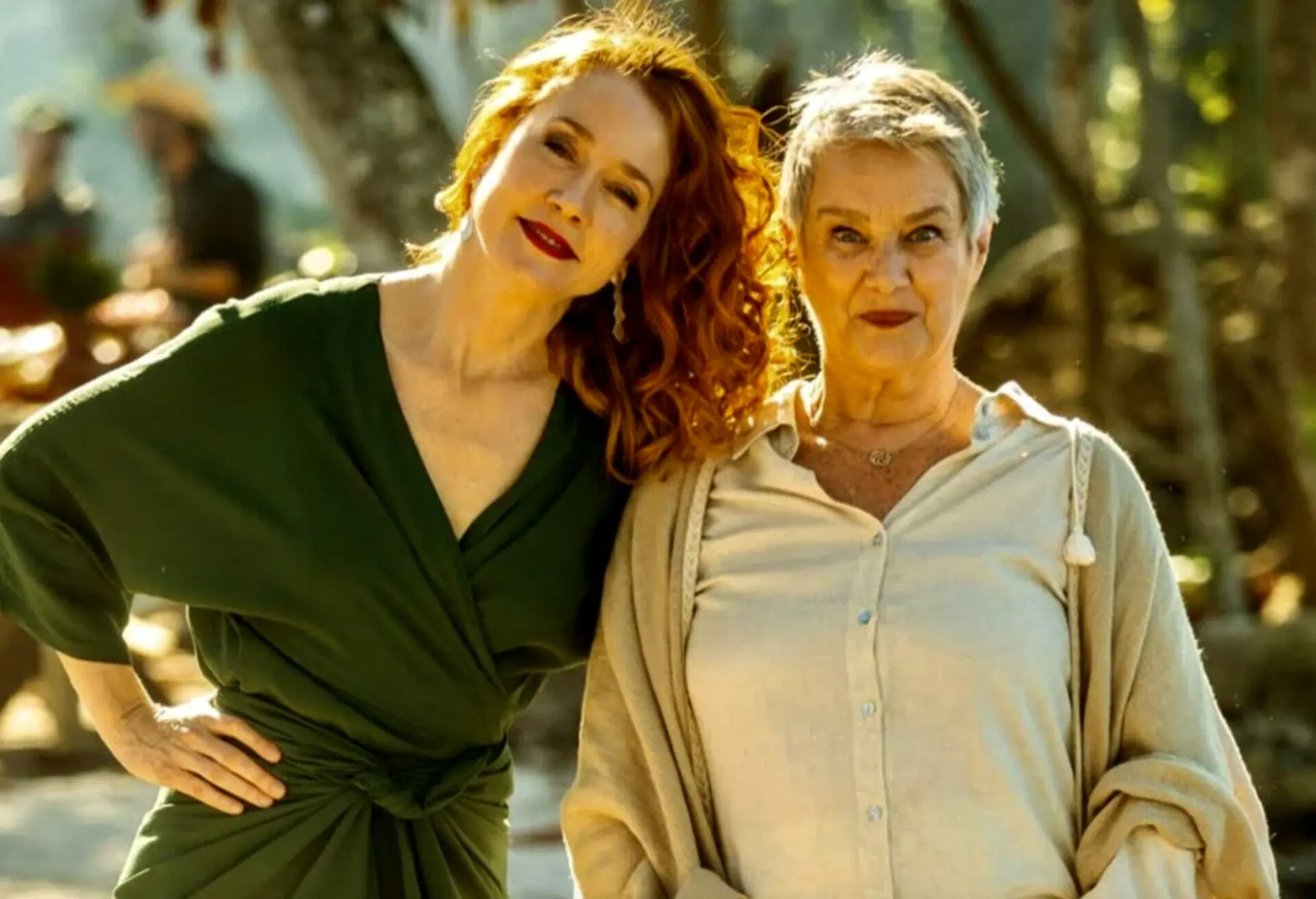 Irma (Camila Morgado) e Mariana (Selma Egrei) em Pantanal
