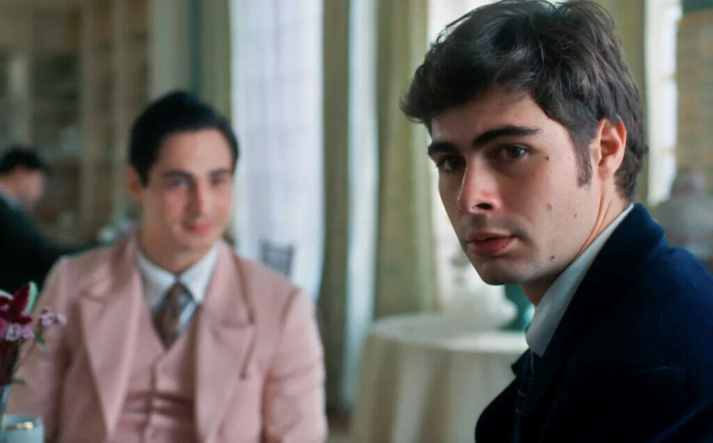 Joaquim (Danilo Mesquita) e Davi (Rafa Vitti) em Além da Ilusão