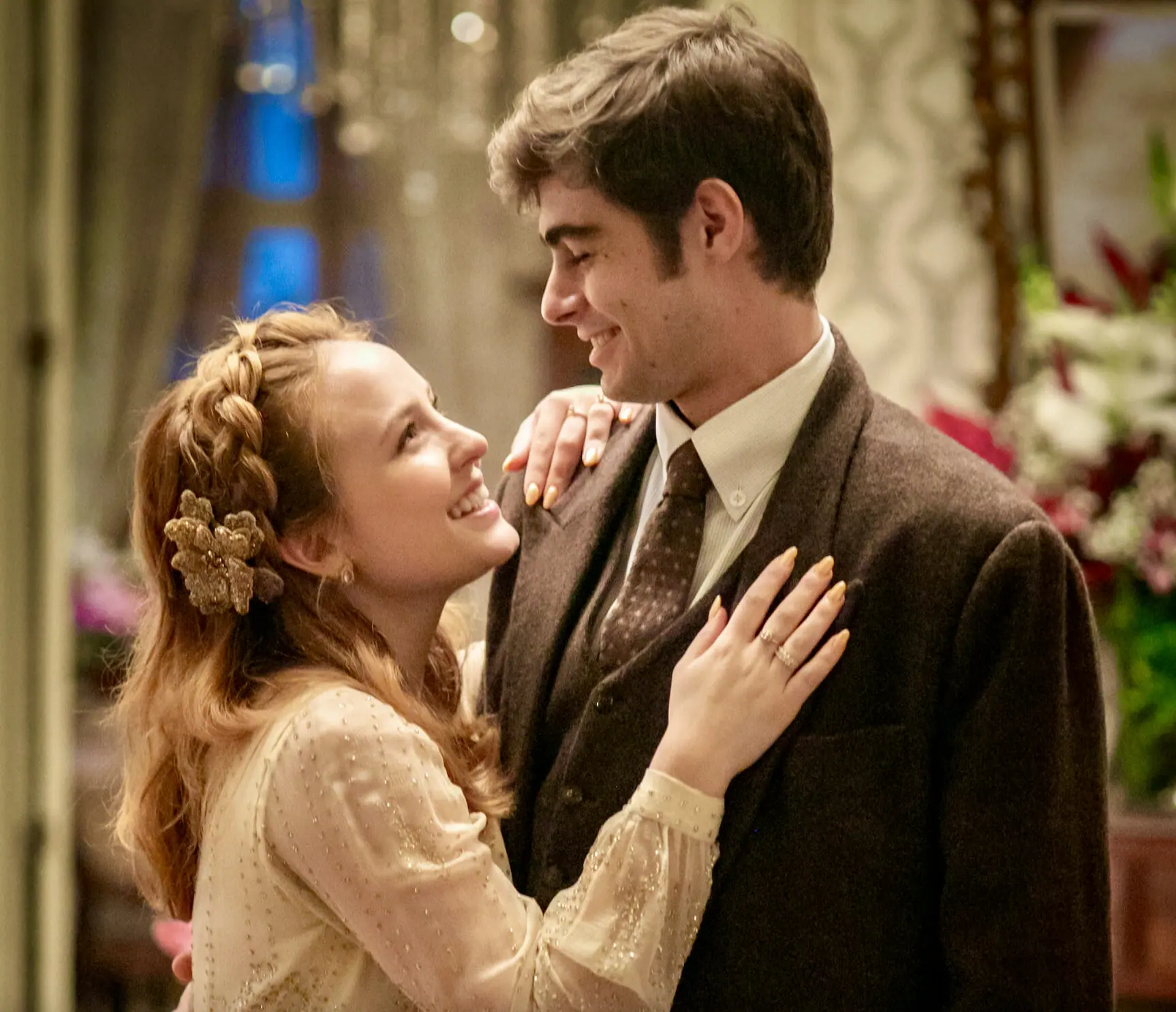 Isadora (Larissa Manoela) e Davi (Rafael Vitti) de Além da Ilusão