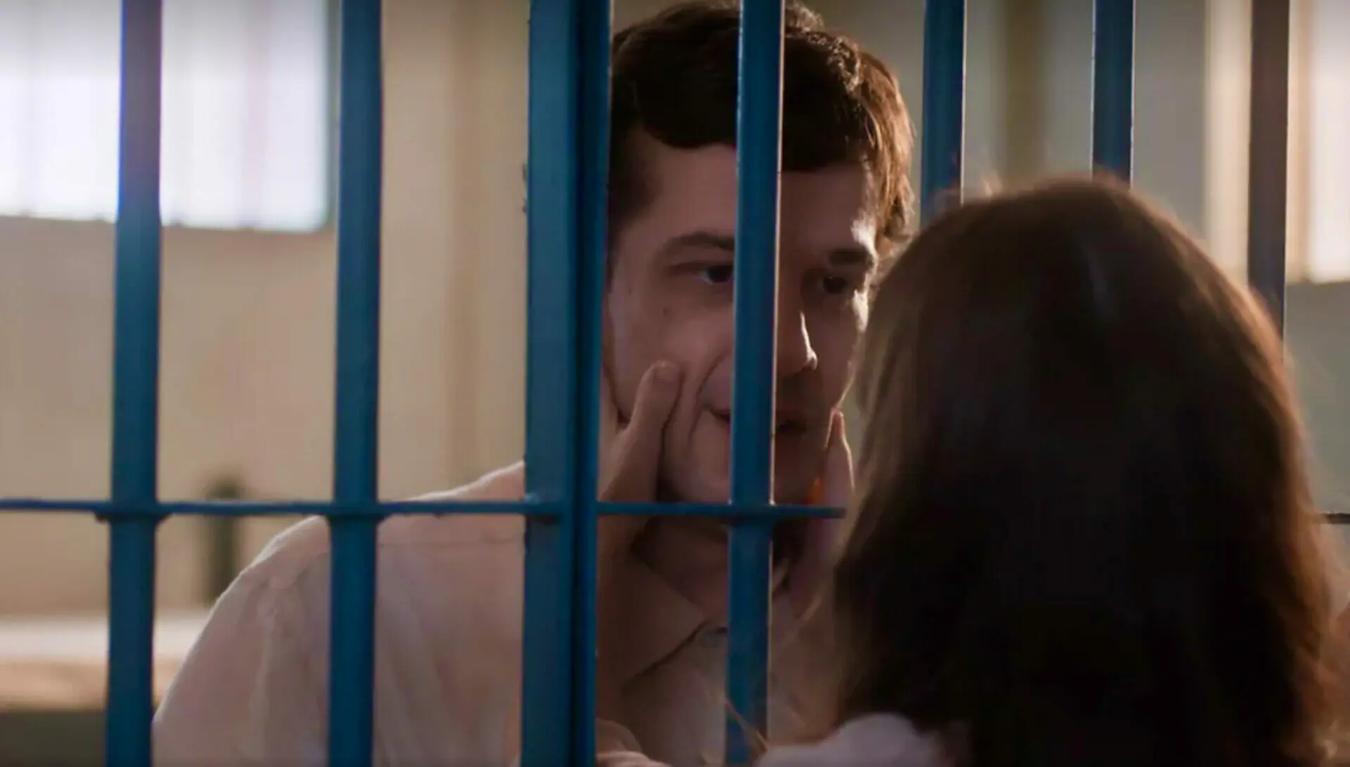 Olívia (Débora Ozório) e Tenório (Jayme Matarazzo) em Além da Ilusão