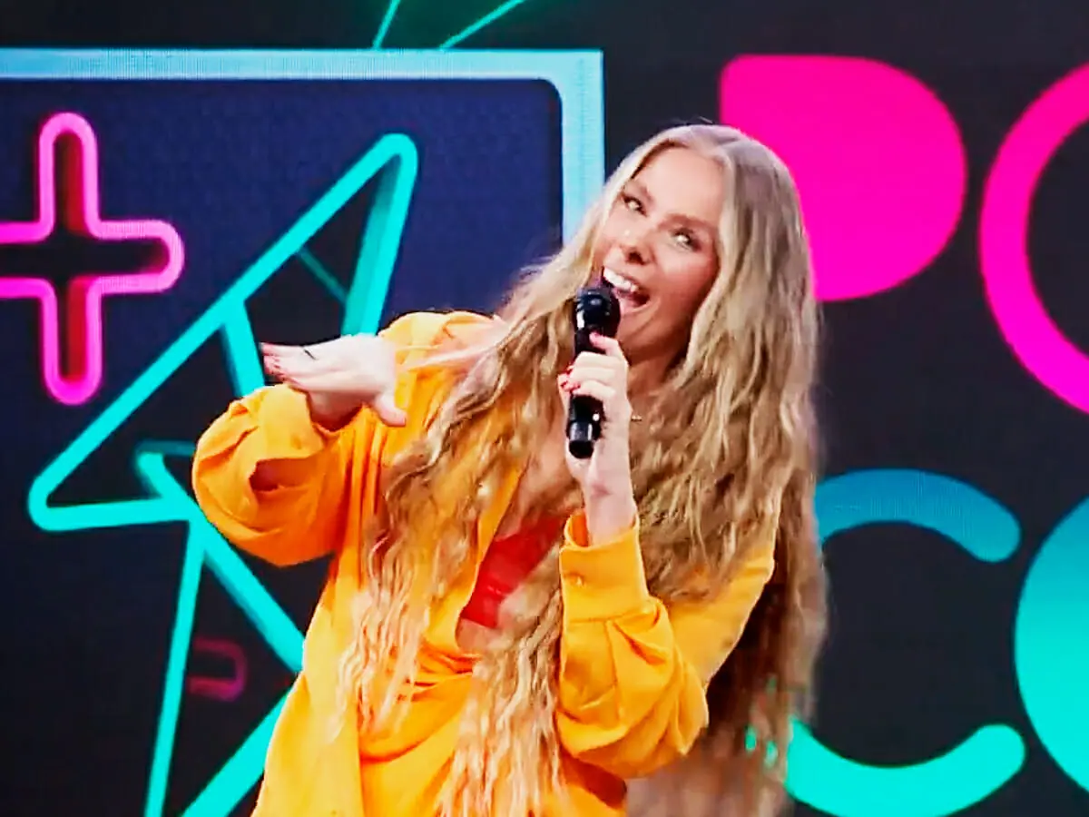 Adriane Galisteu comanda o Power Couple Brasil 6