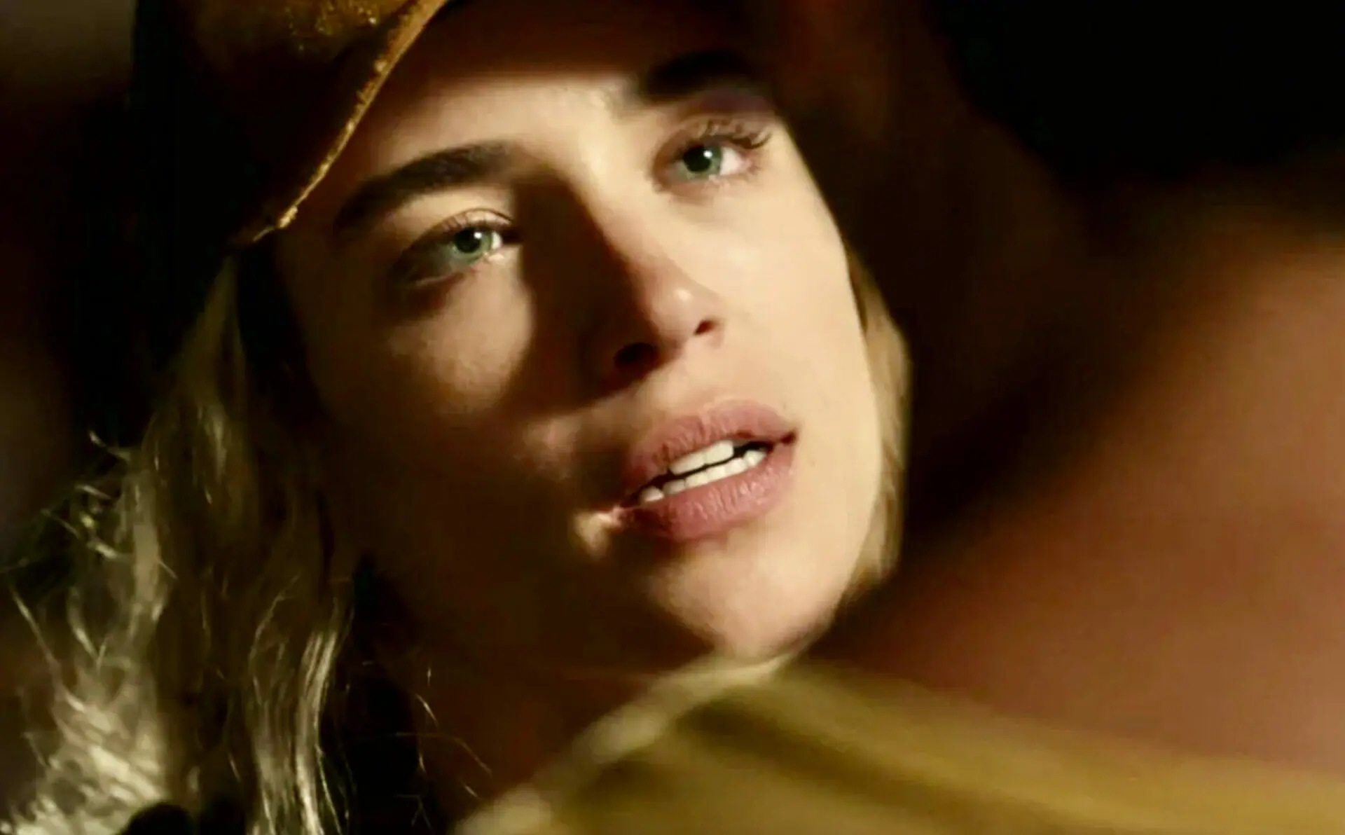 Érica (Marcela Fetter) em Pantanal