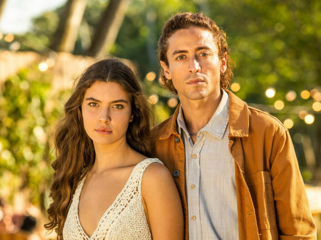 Juma (Alanis Guillen) e Jove (Jesuíta Barbosa) em Pantanal
