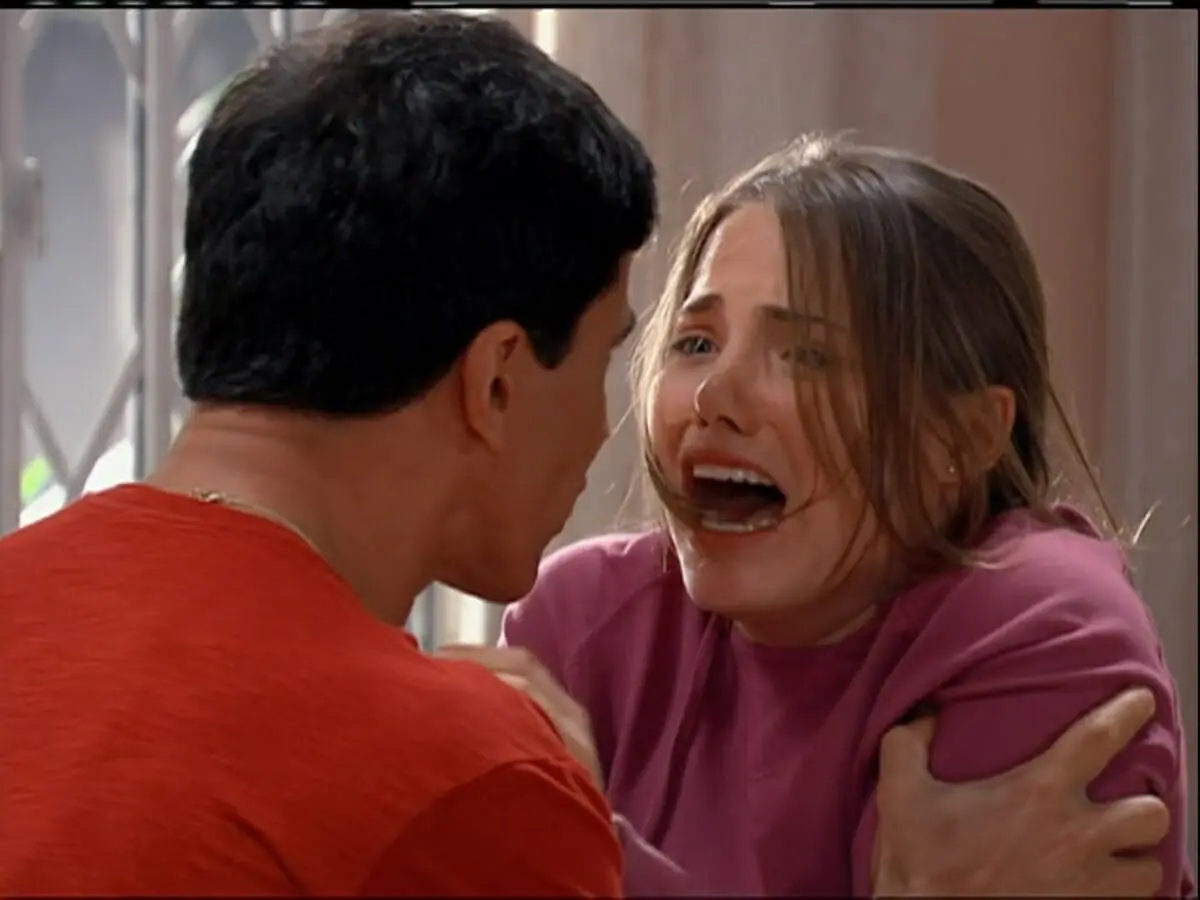 Pedro (Leonardo Brício) e Vivi (Letícia Colin) de Chamas da Vida