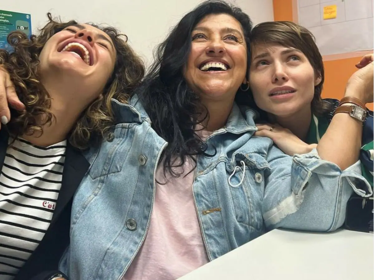 Regina Casé, Sophie Charlotte e Letícia Colin