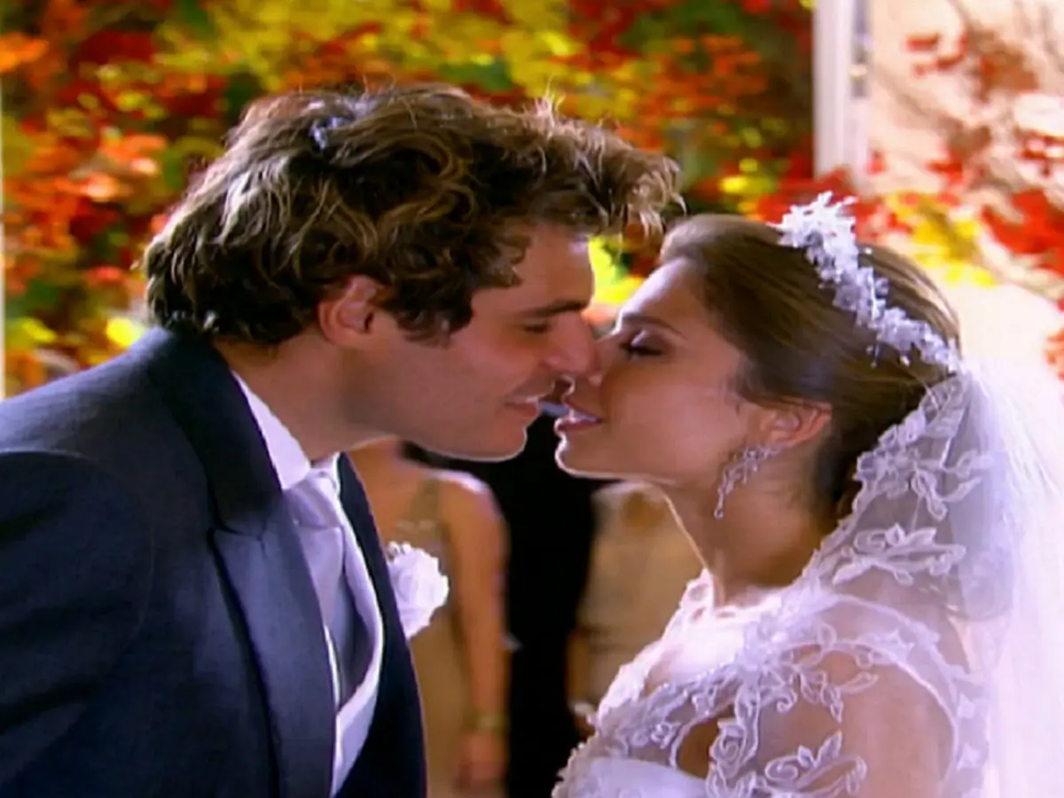 Thelma (Grazi Massafera) e Jorge (Thiago Lacerda) em Páginas da Vida