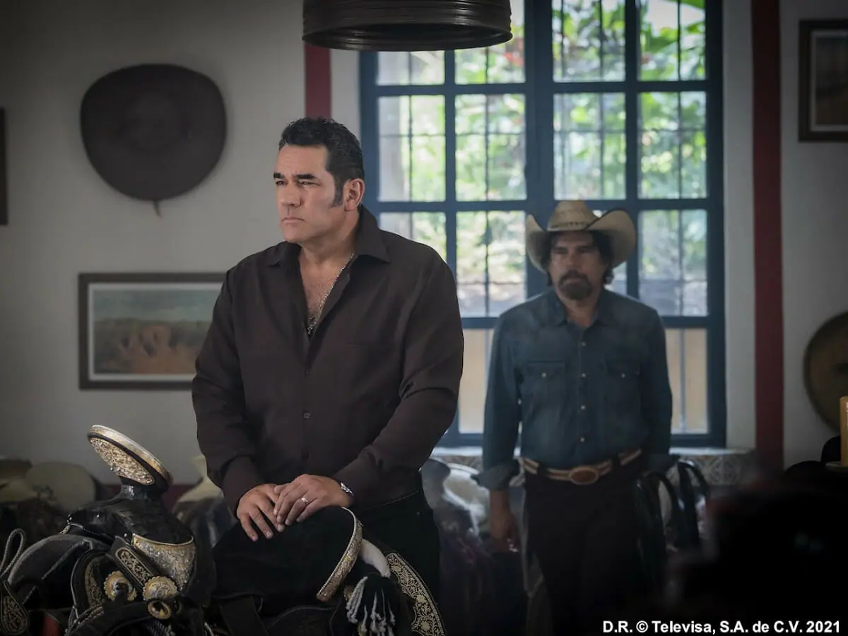 Otávio (Eduardo Santamarina) e Carmelo (Alberto Estrella) em A Desalmada