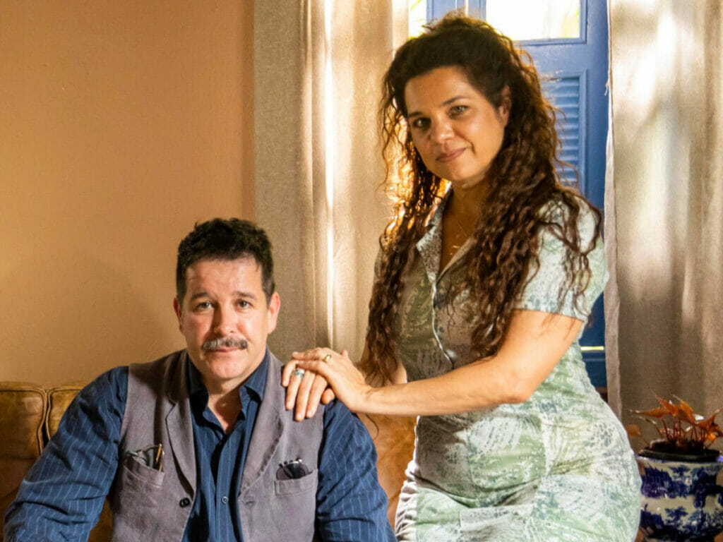 Tenório (Murilo Benício) e Maria Bruaca (Isabel Teixeira) em Pantanal