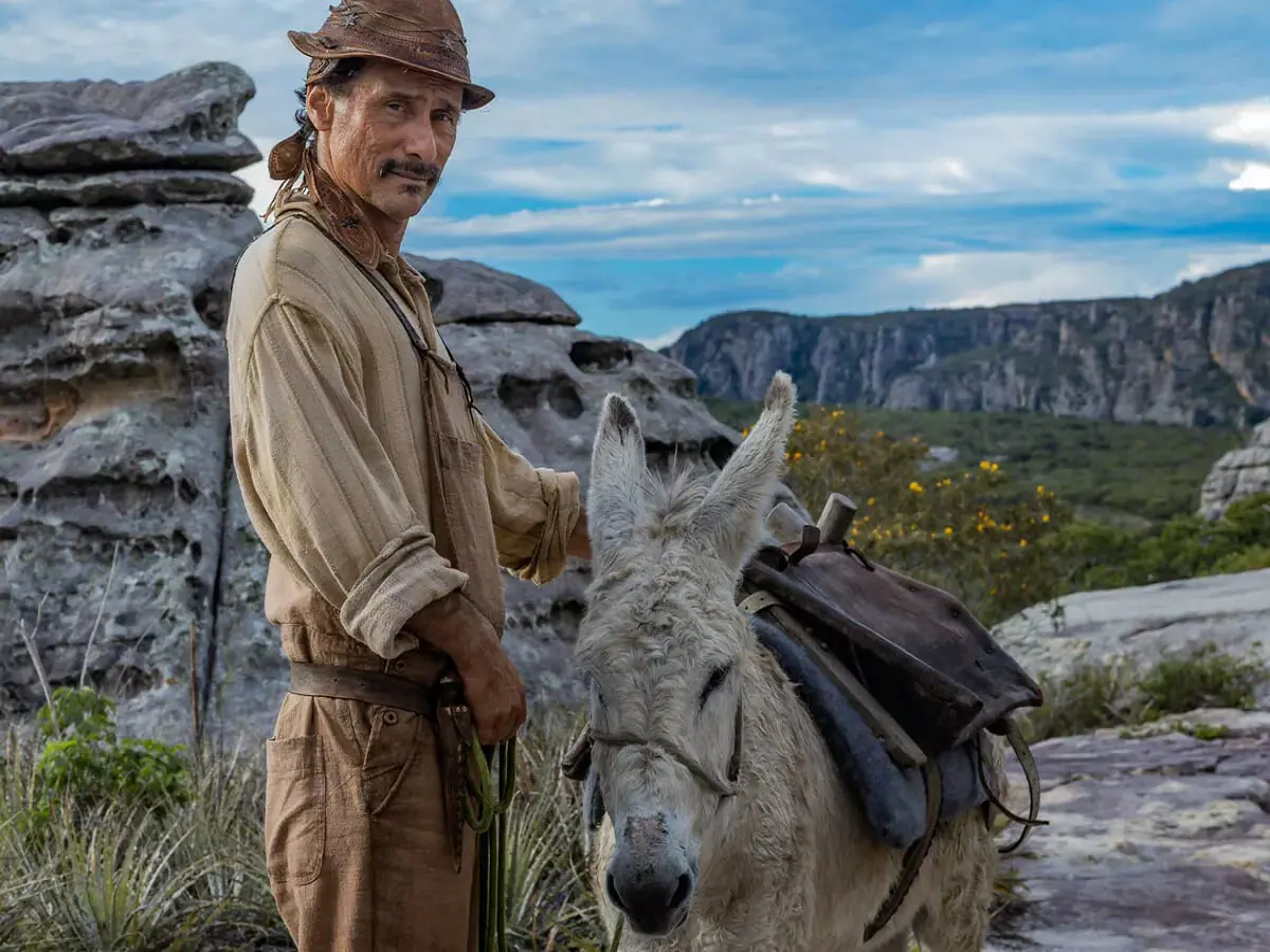 Timbó (Enrique Diaz) em Mar do Sertão