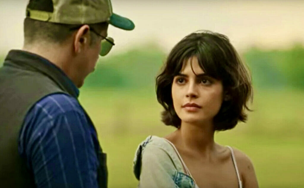 Tenório (Murilo Benício) e Guta (Julia Dalavia) em Pantanal