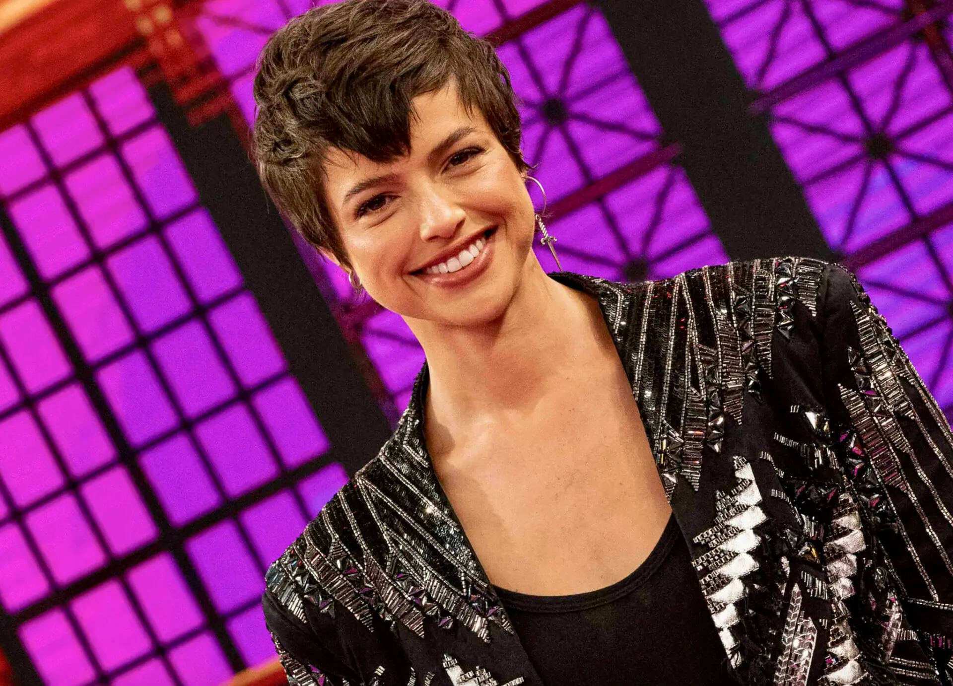 Agatha Moreira nos bastidores da TV Globo