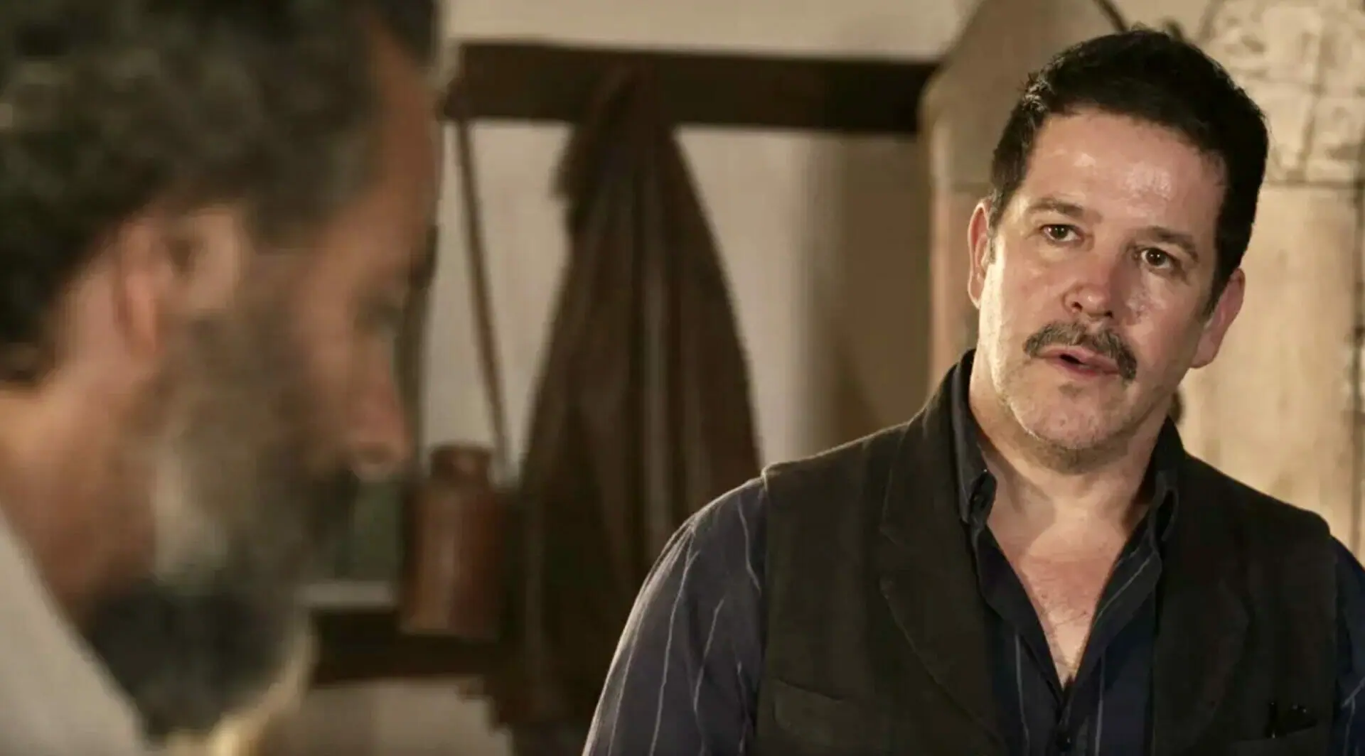 Tenório (Murilo Benício) e José Leôncio (Marcos Palmeira) em Pantanal
