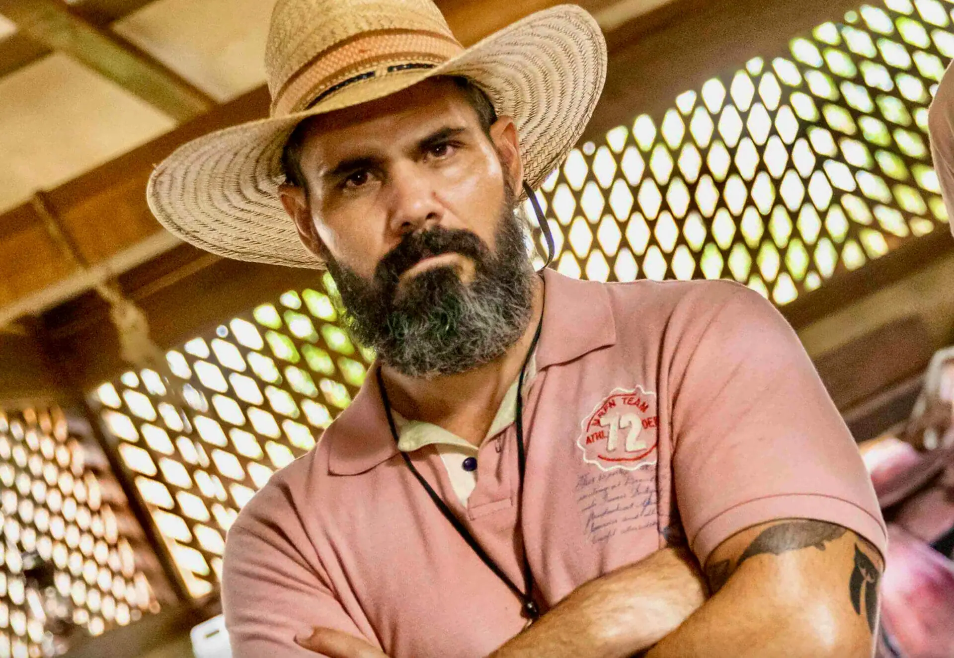 Alcides (Juliano Cazarré) em Pantanal