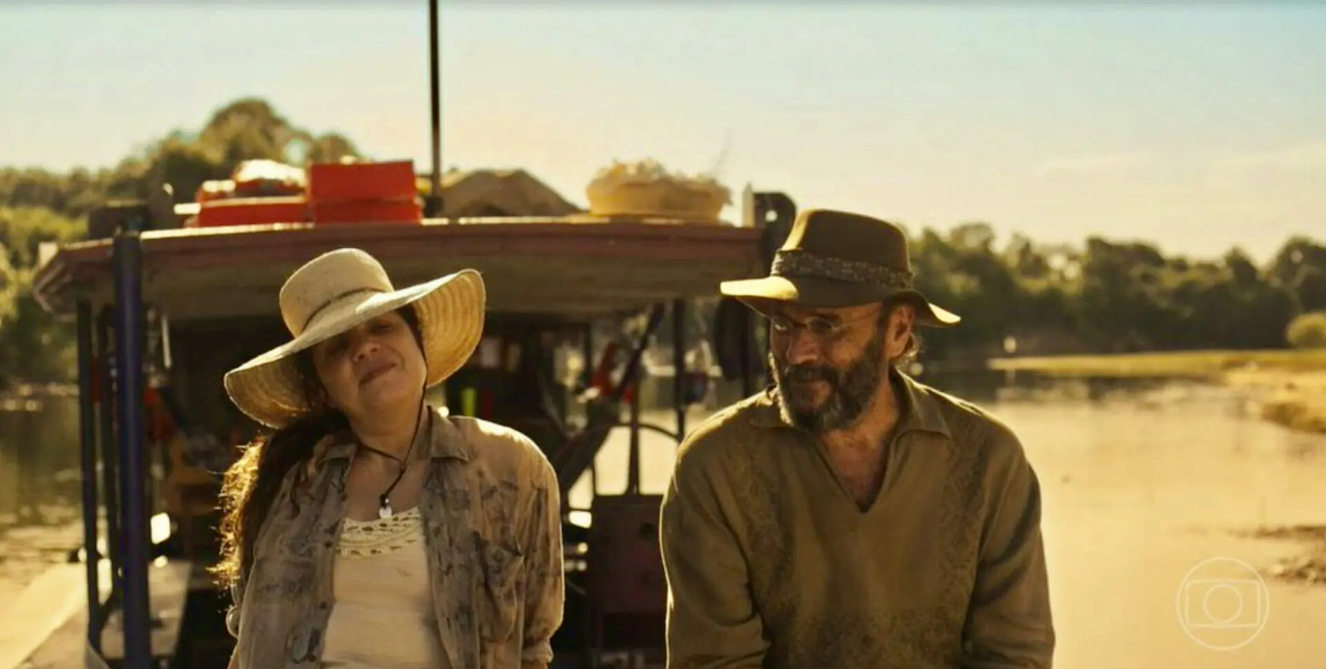 Eugênio (Almir Sater) e Maria Bruaca (Isabel Teixeira) em Pantanal