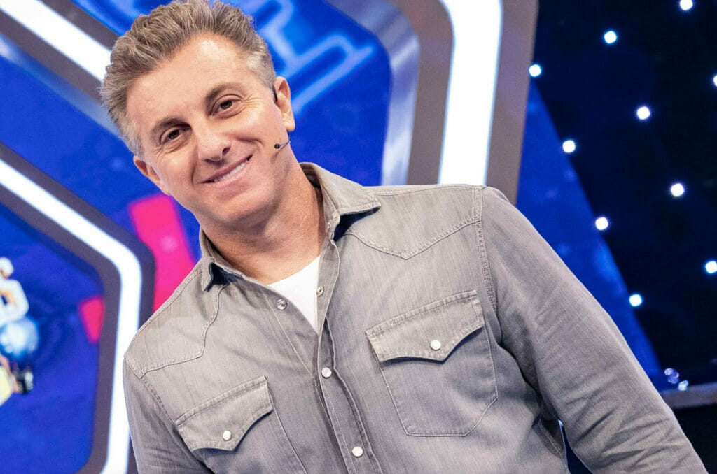 Luciano Huck nos bastidores do Doming&atilde;o com Huck