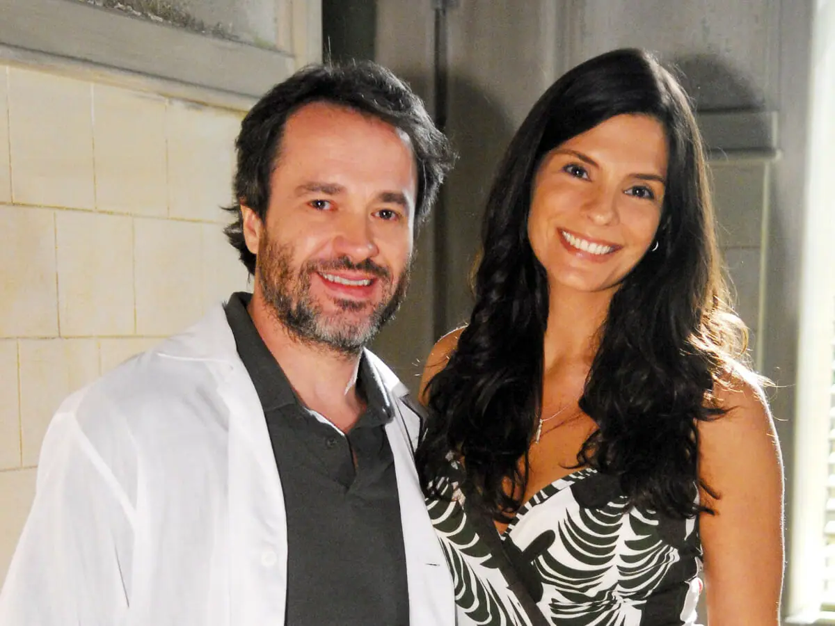 Elias (Leonardo Medeiros) e Dedina (Helena Ranaldi) em A Favorita
