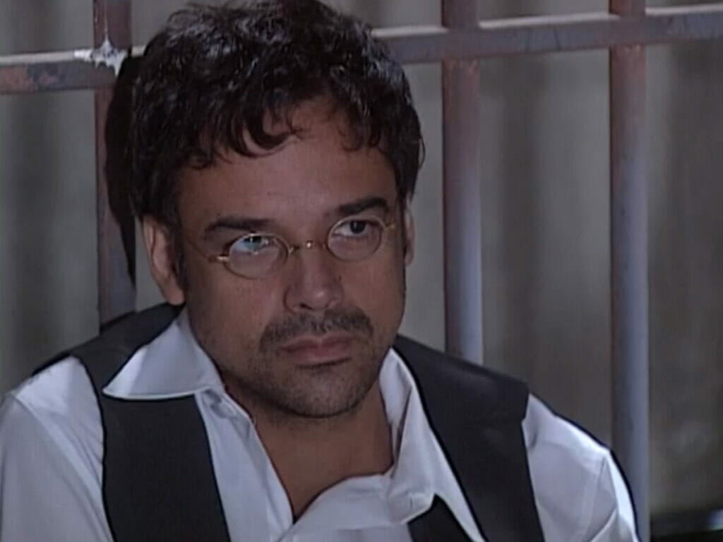 Edmundo (Ângelo Antônio) em O Cravo e a Rosa