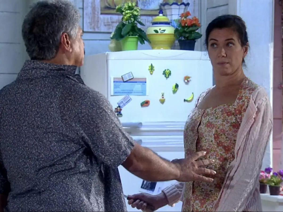 Léo (Jackson Antunes) e Catarina (Lilia Cabral) de A Favorita