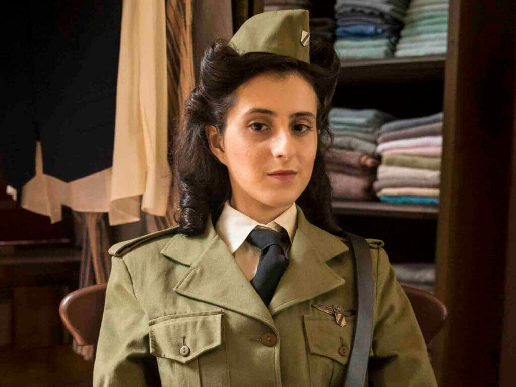 Mariana (Carol Romano) em Al&eacute;m da Ilus&atilde;o
