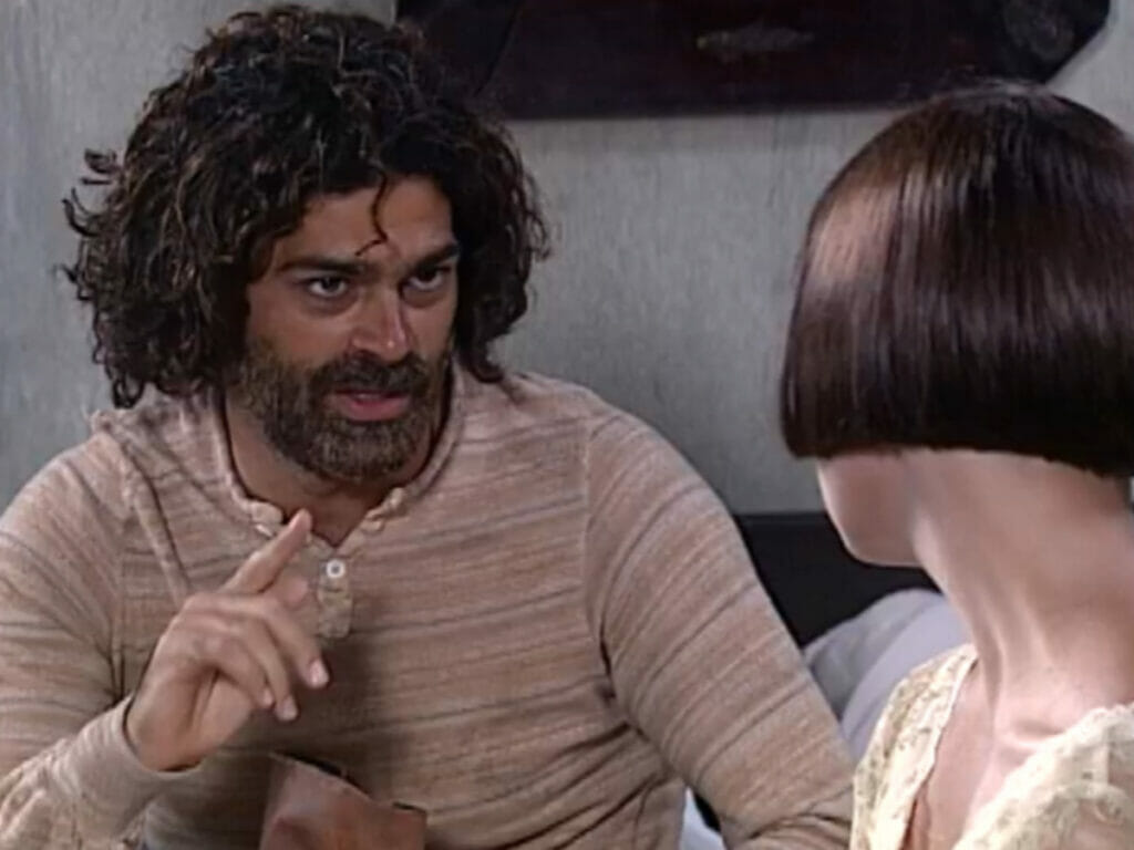Petruchio (Eduardo Moscovis) e Catarina (Adriana Esteves) em O Cravo e a Rosa