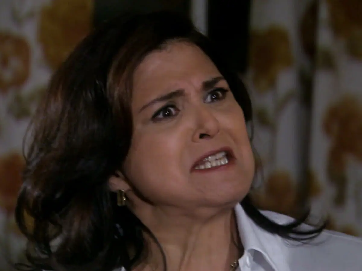 Cilene (Elizângela) em A Favorita