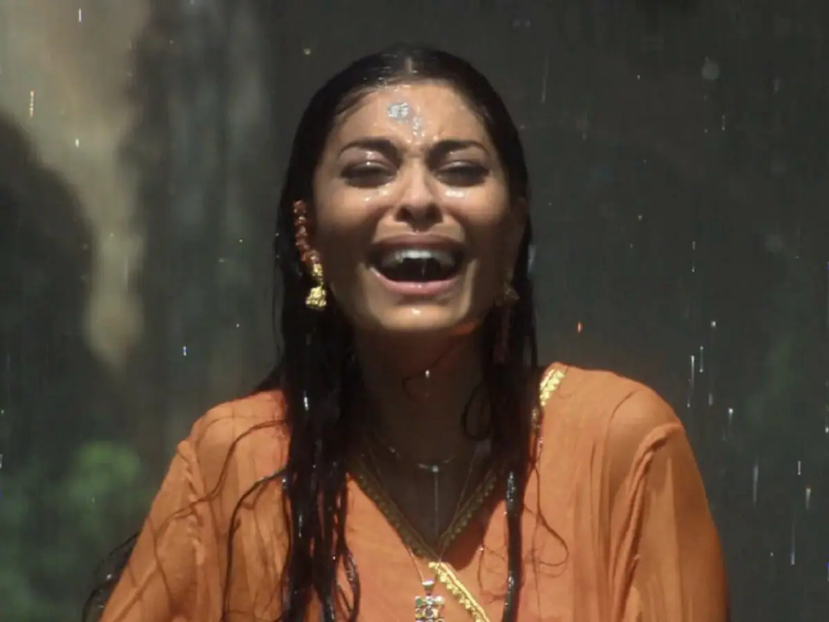 Maya (Juliana Paes) em Caminho das Índias