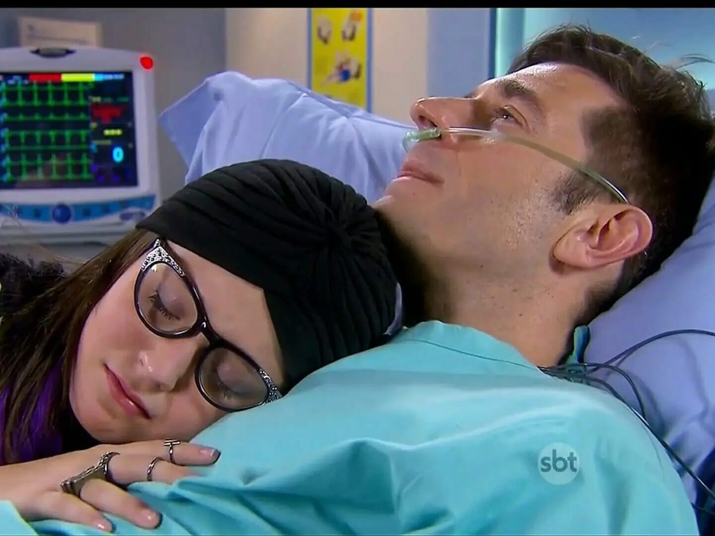 Isabela (Larissa Manoela) e Orlando (Alexandre Barros) em Cúmplices de um Resgate
