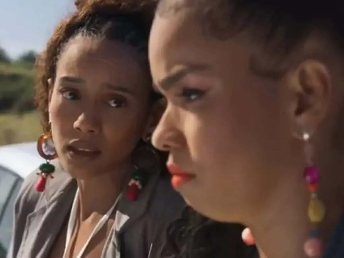 Anita (Taís Araujo) e Jéssica (Jennifer Nascimento) de Cara e Coragem