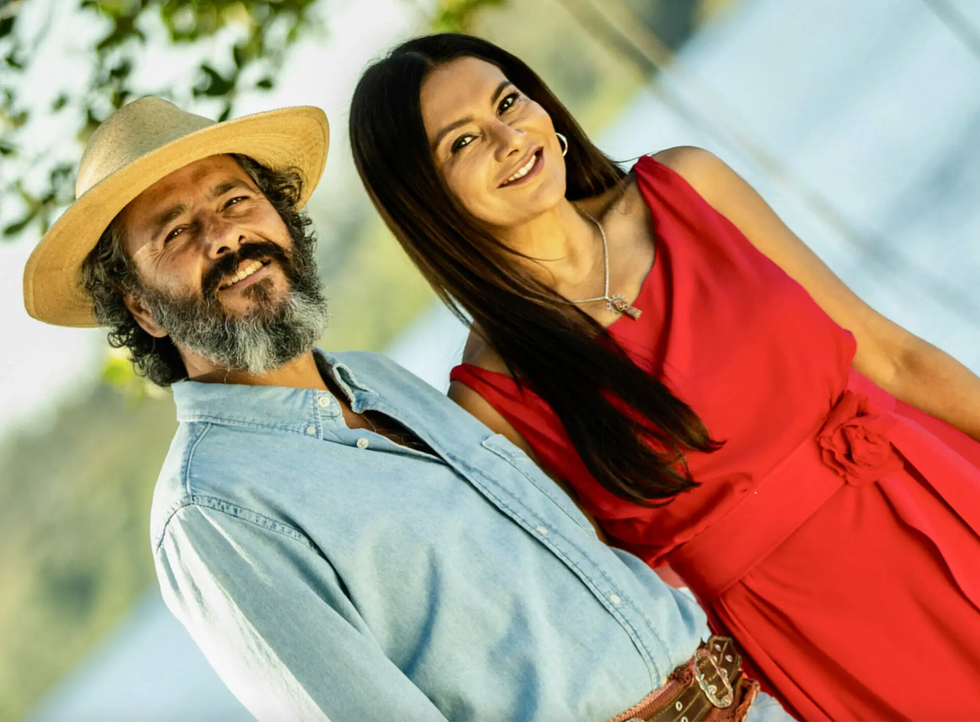 José Leôncio (Marcos Palmeira) e Filó (Dira Paes) em Pantanal