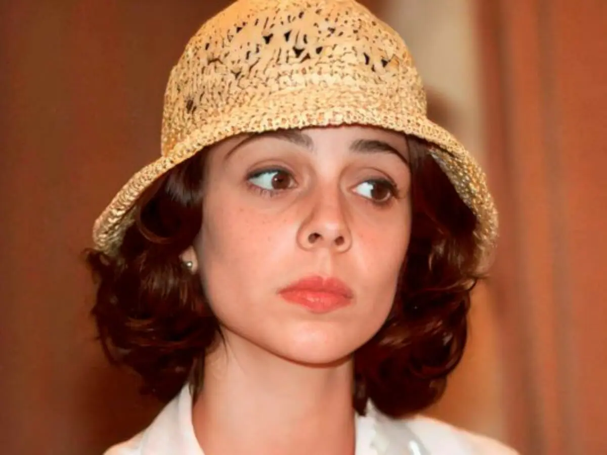 Candoca (Miriam Freeland) em O Cravo e a Rosa