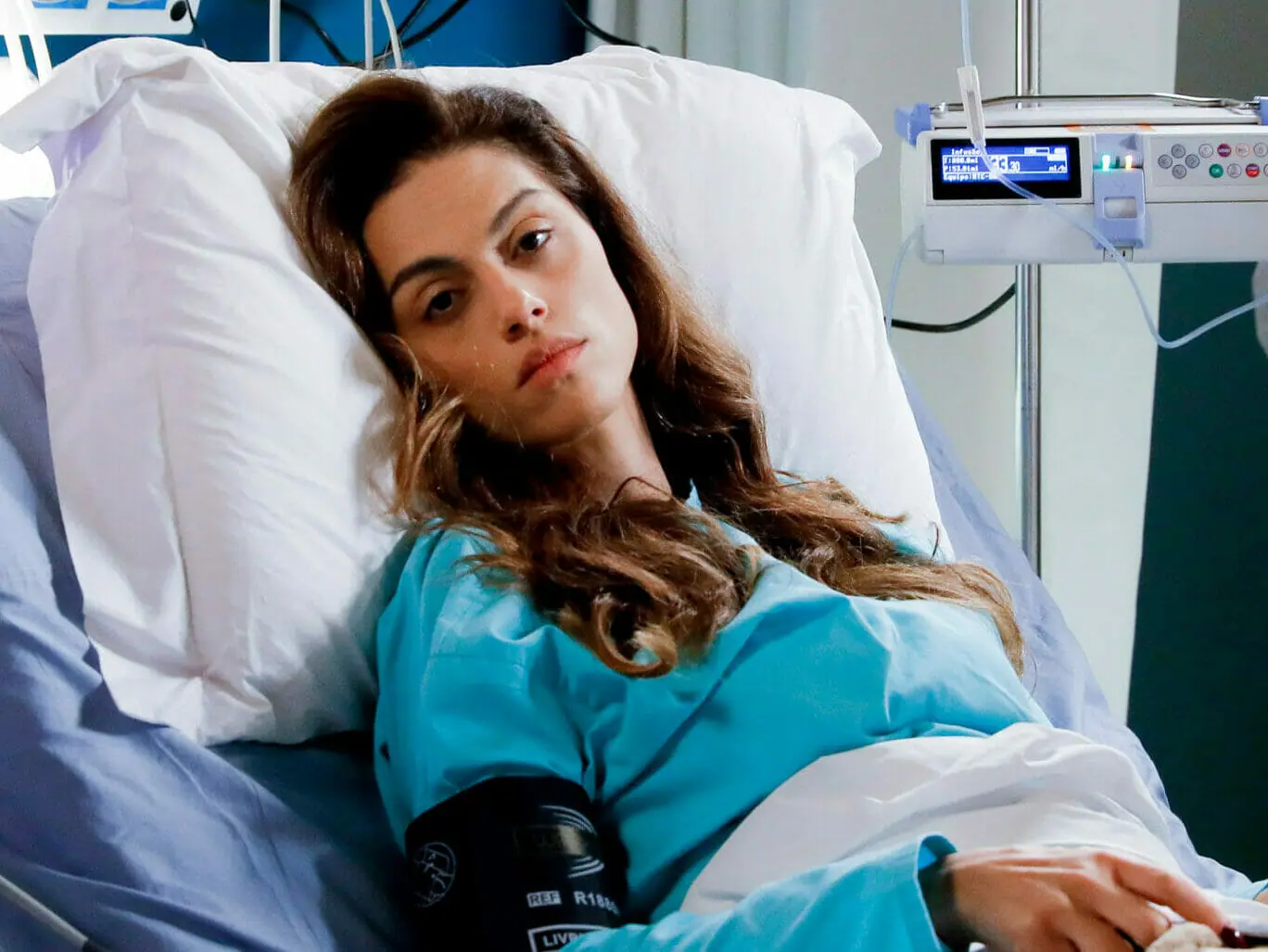 Tânia (Ana Paula Valverde) em Poliana Moça