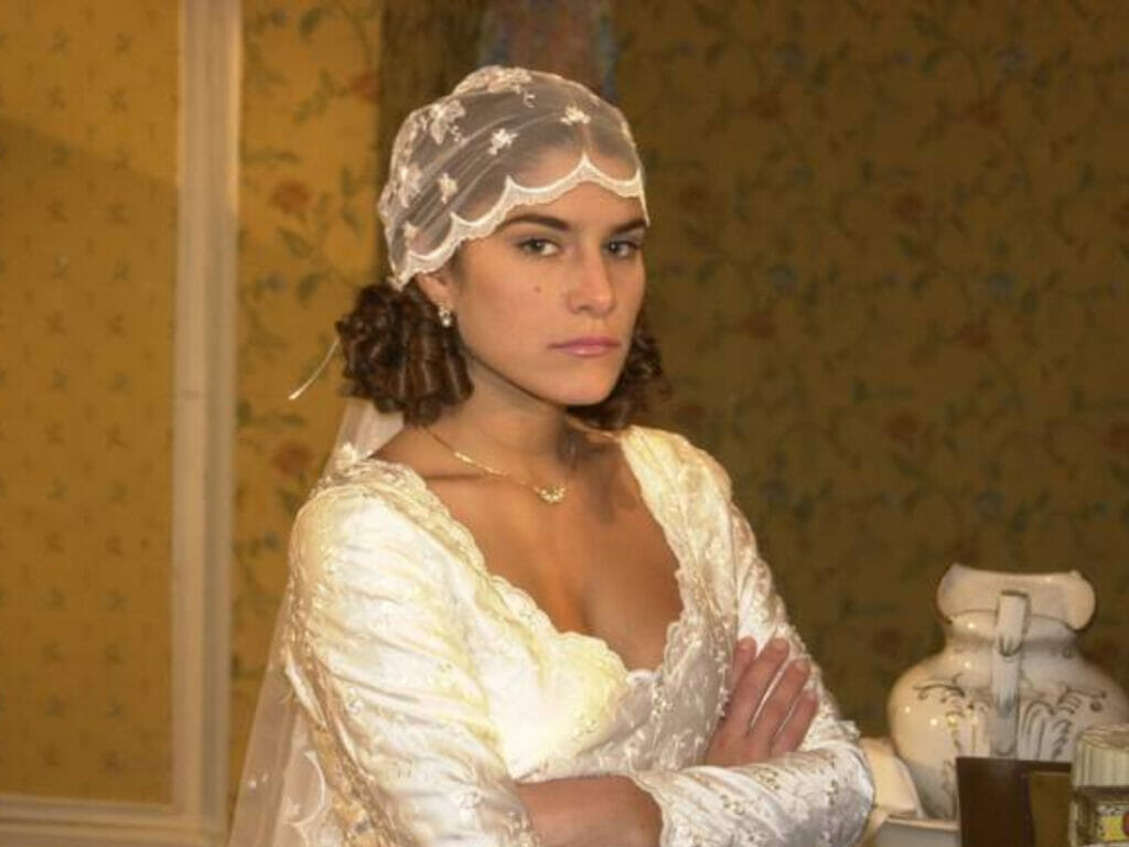 Olga (Priscila Fantin) em Chocolate com Pimenta