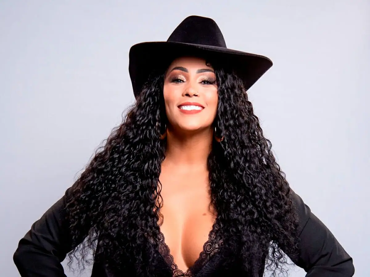 Rosiane Pinheiro está em A Fazenda 14
