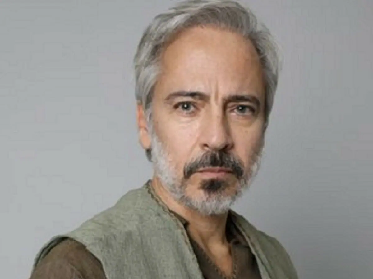 Jesse (Edson Fieschi) em Reis