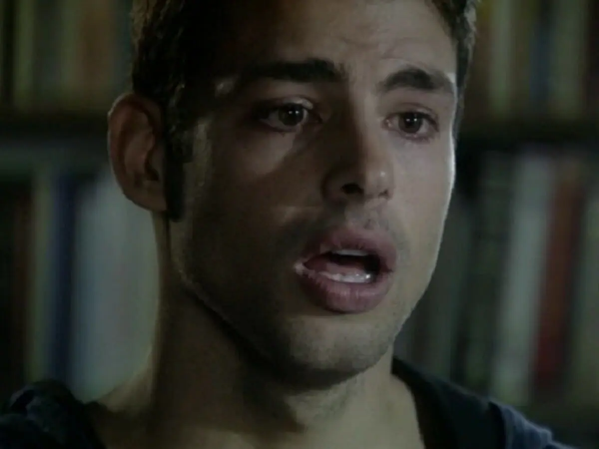 Halley (Cauã Reymond) em A Favorita