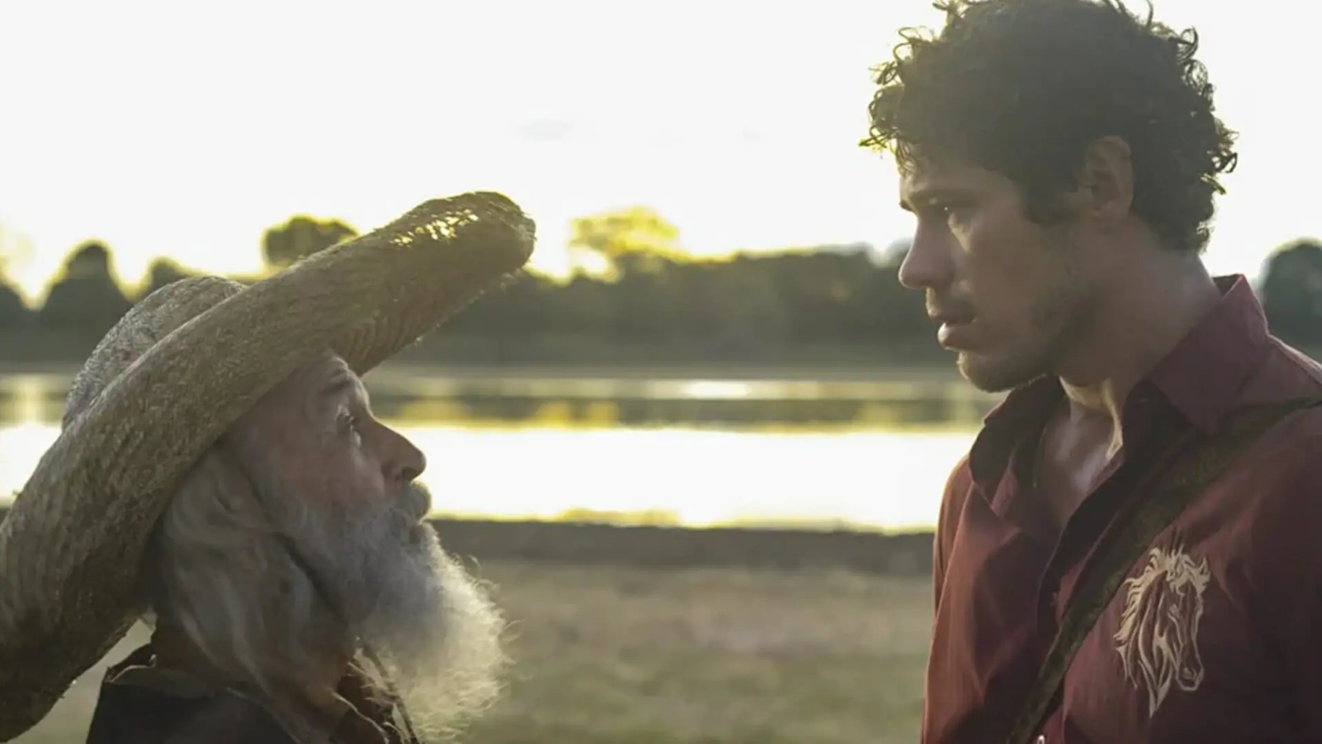 Velho do Rio (Osmar Prado) e Tadeu (José Loreto) de Pantanal