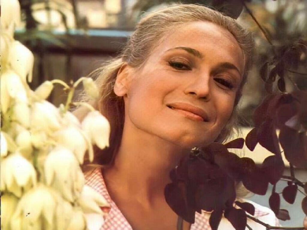 Nice (Susana Vieira) em Anjo Mau