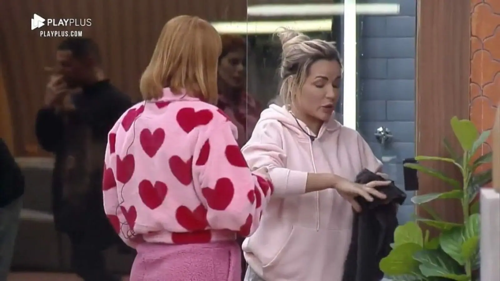 Deolane Bezerra e Deborah Albuquerque