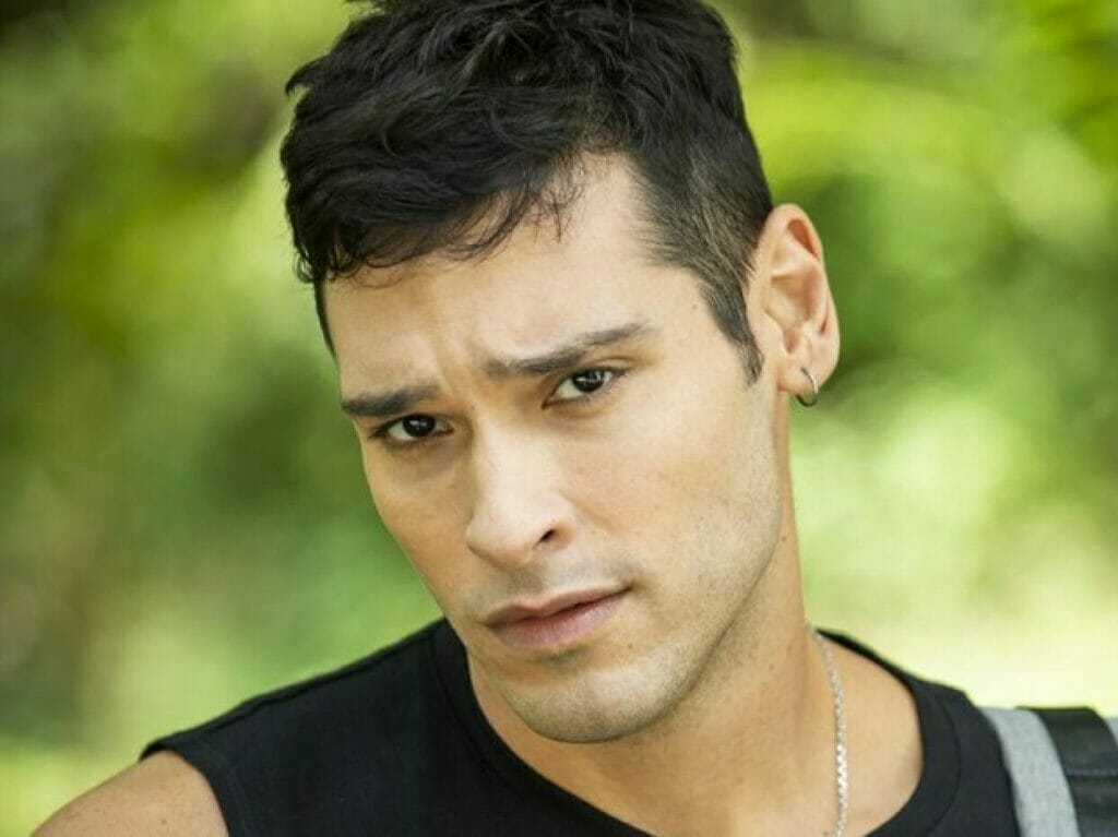 Renan (Bruno Fagundes) em Cara e Coragem
