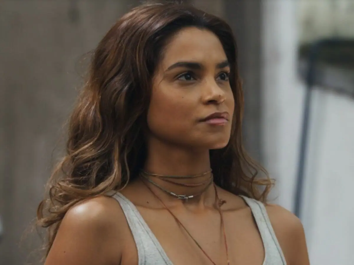 Brisa (Lucy Alves) em Travessia (2)