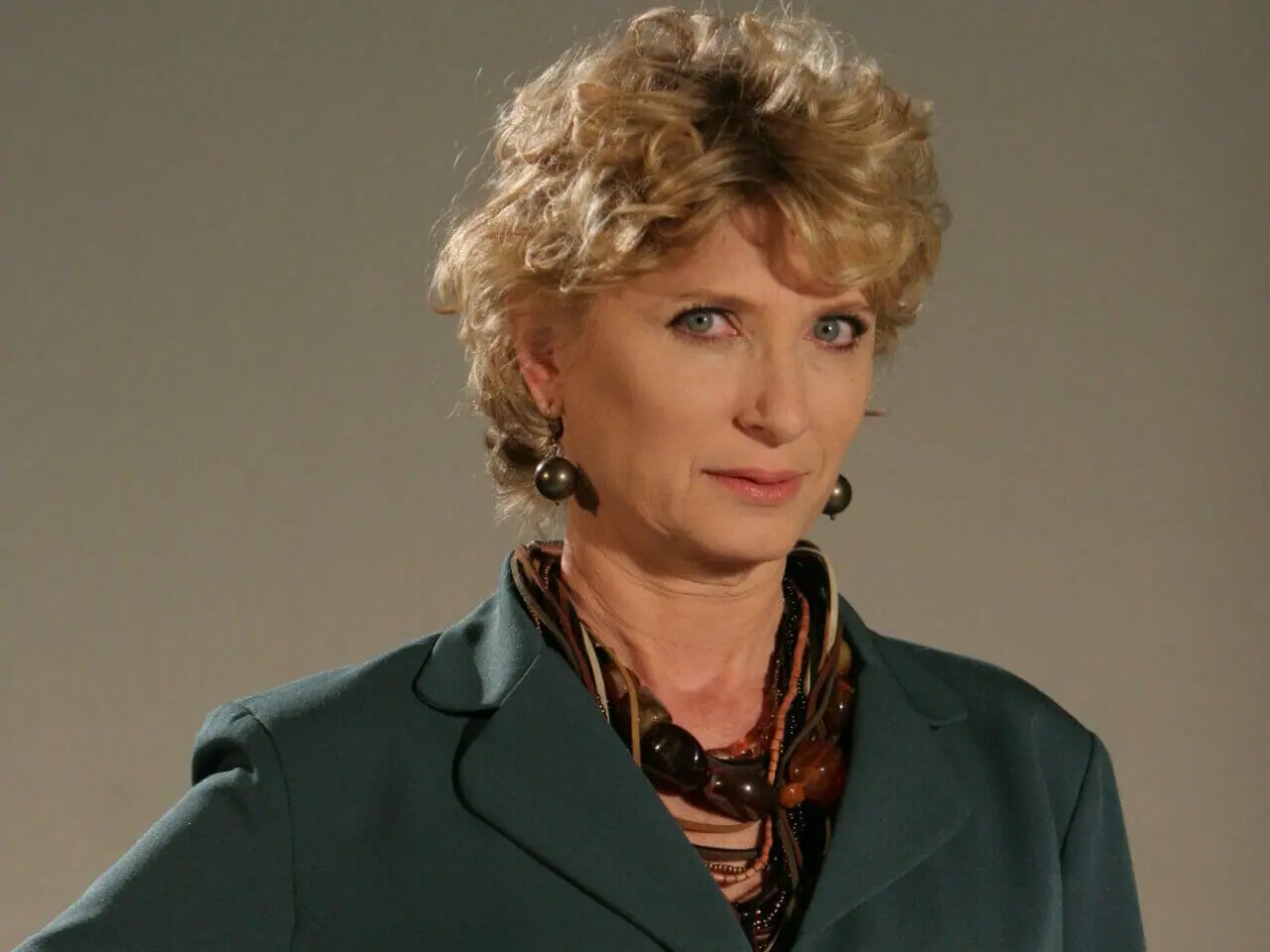 Berta (Martha Mellinger) em Cristal