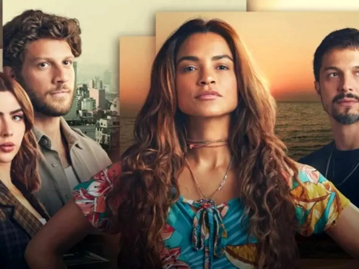 Chiara (Jade Picon), Ari (Chay Suede), Brisa (Lucy Alves) e Oto (Romulo Estrela) em Travessia