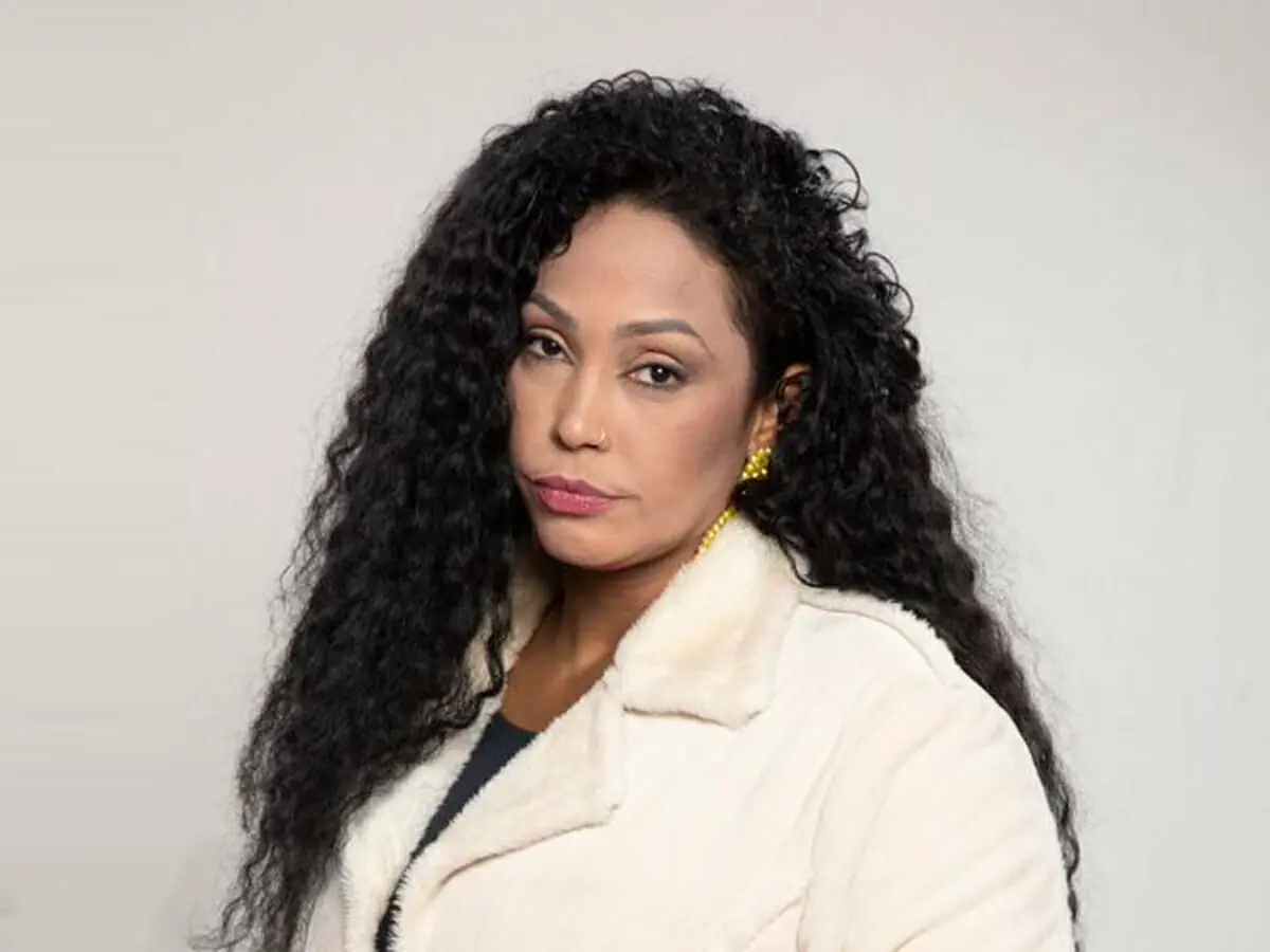 Rosiane Pinheiro de A Fazenda 14