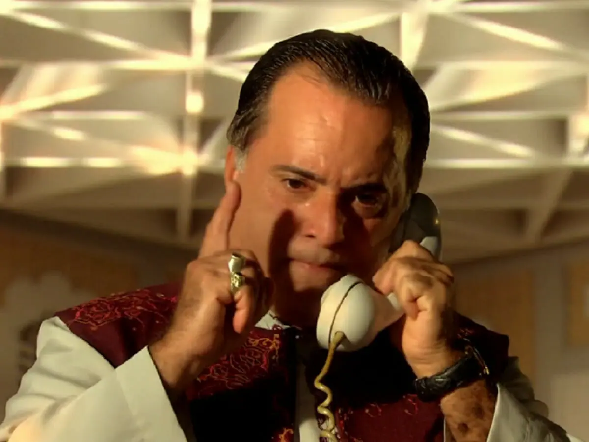 Opash (Tony Ramos) em Caminho das índias