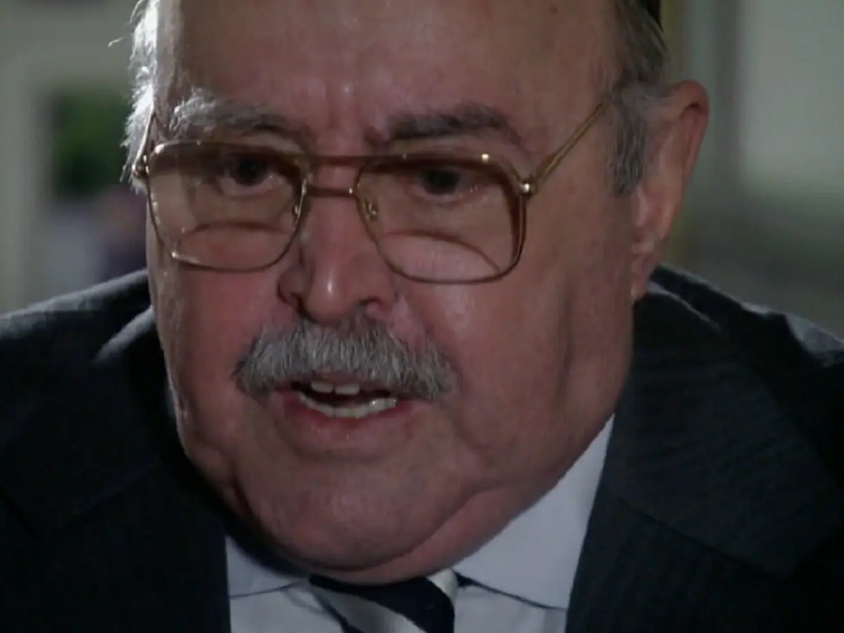 Gonçalo (Mauro Mendonça) em A Favorita